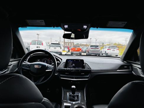 Used 2022 Cadillac CT4 V Blackwing w/ Carbon Fiber 1 Package image 42