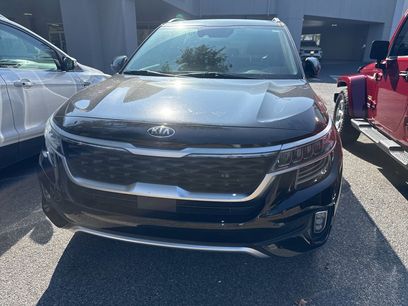 Used 2021 Kia Seltos SX w/ SX Sunroof Package