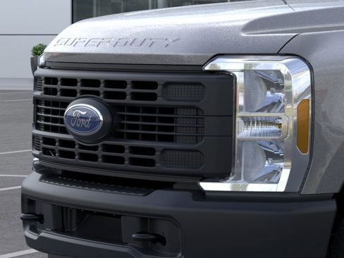 New 2026 Ford F250 XL AWD/4WD image 41