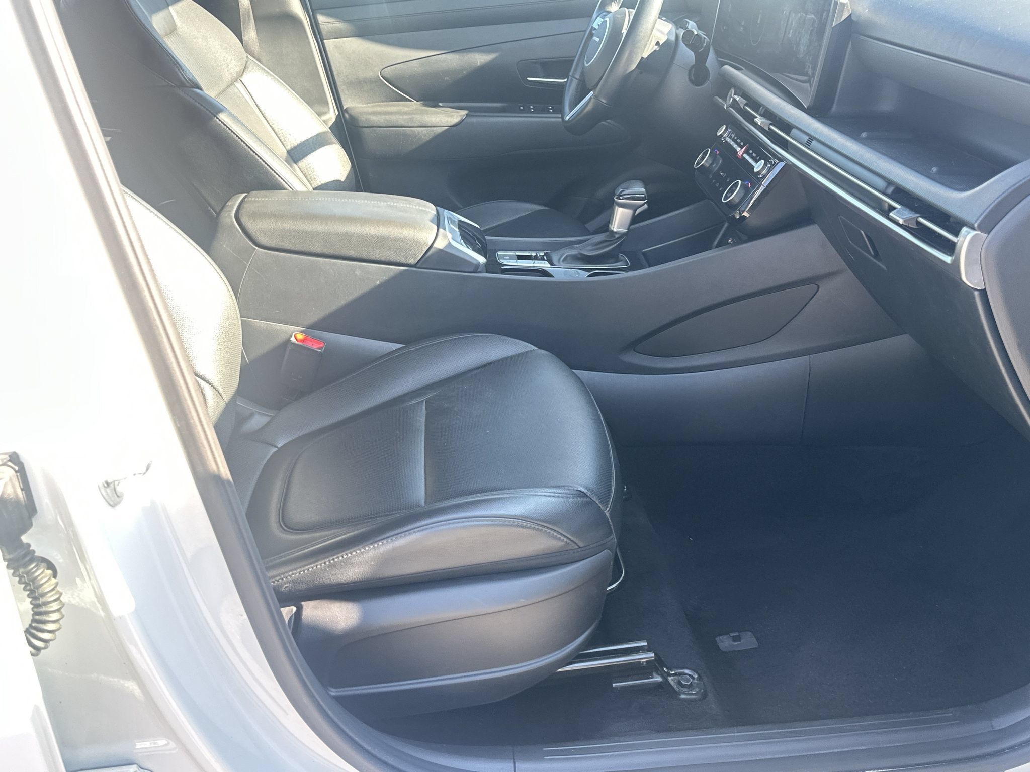 Used 2025 Hyundai Tucson SEL AWD/4WD image 13