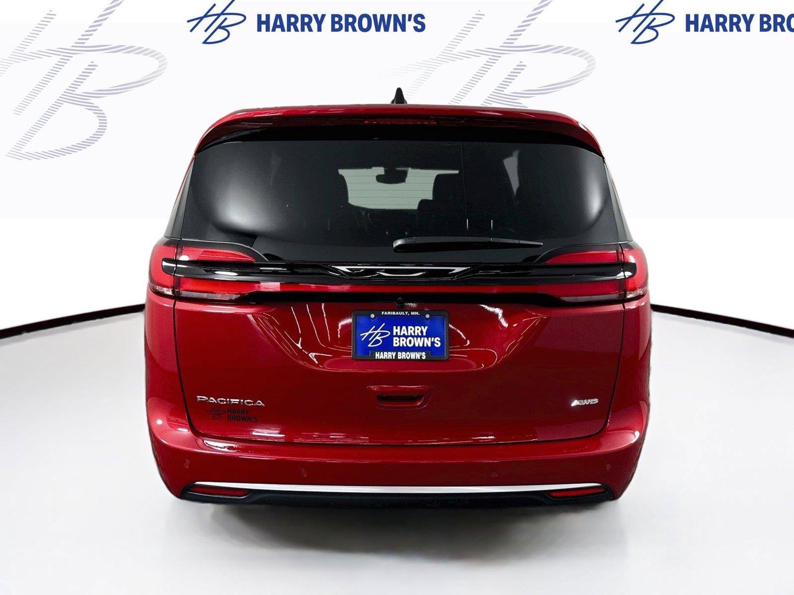 New 2027 Chrysler Pacifica Select AWD/4WD image 30