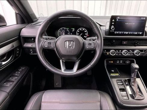Used 2025 Honda CR-V Sport-L image 5