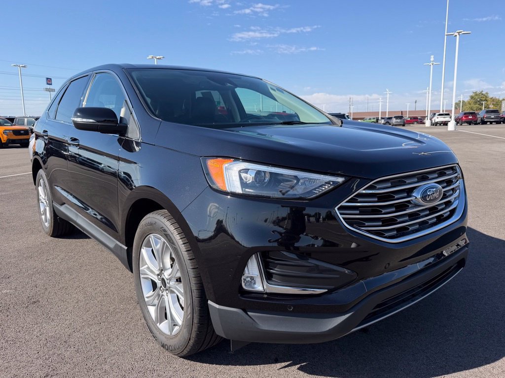 Used 2024 Ford Edge Titanium AWD/4WD image 4