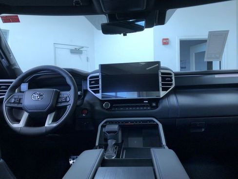 New 2026 Toyota Tundra Limited AWD/4WD image 11
