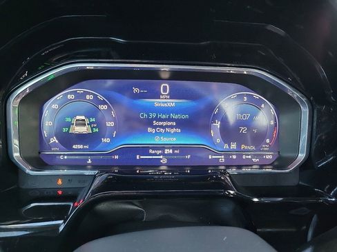 Used 2025 Chevrolet Silverado 1500 LT image 16