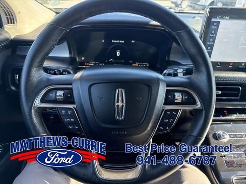 Used 2023 Lincoln Nautilus FWD w/ Premium Package image 17