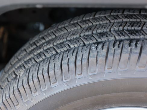 Used 2022 Jeep Wrangler Unlimited Sport image 13