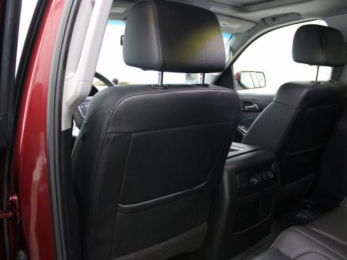 Used 2017 GMC Yukon SLT w/ HD Trailering Package image 22