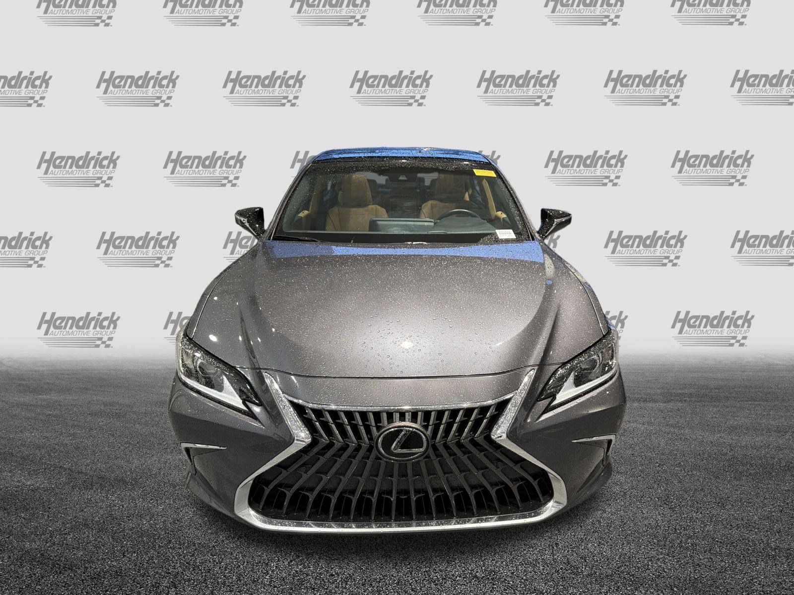 Used 2025 Lexus ES 350 w/ Premium Package FWD image 3