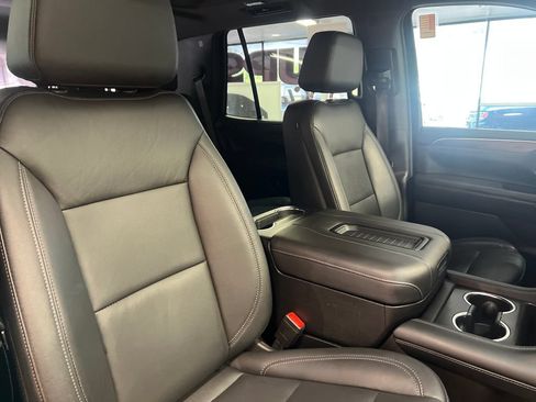 Used 2021 Chevrolet Tahoe Z71 w/ Luxury Package AWD/4WD image 44