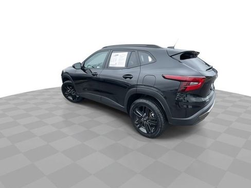 Certified 2024 Chevrolet Trax ACTIV w/ Sunroof Package FWD image 6