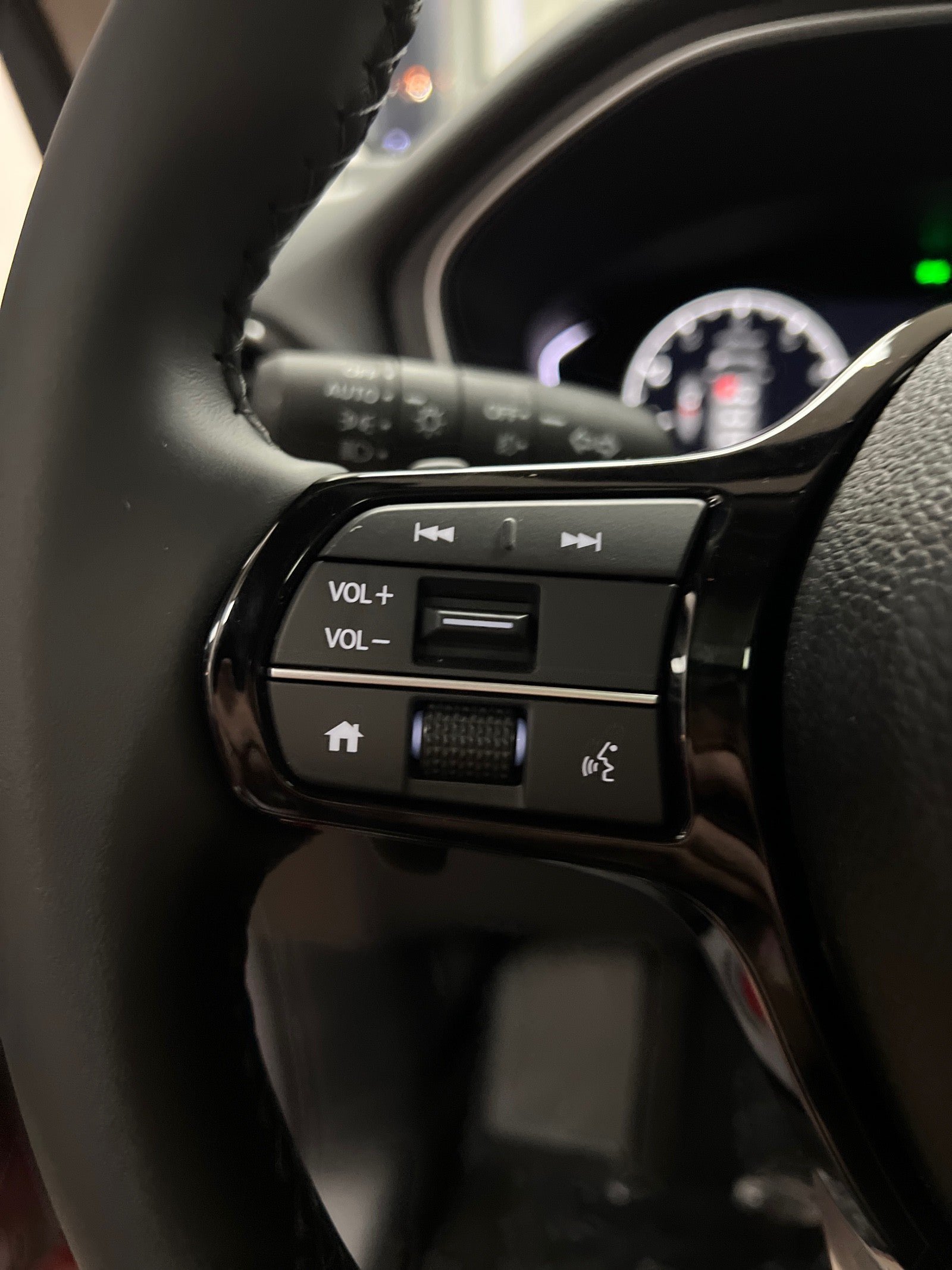 Used 2025 Honda Pilot Touring image 30
