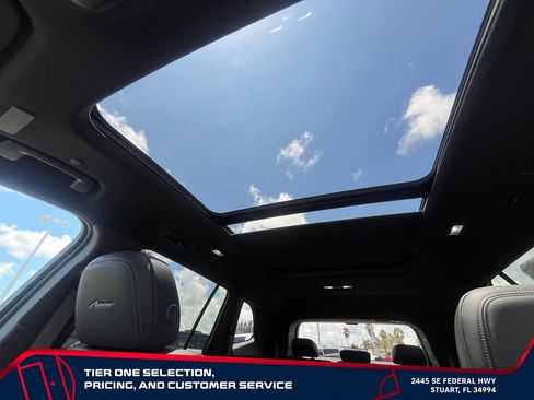 New 2026 Buick Enclave Avenir w/ Super Cruise Package AWD/4WD image 29