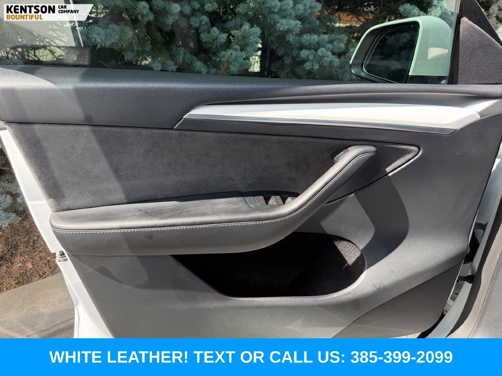 Used 2023 Tesla Model Y Performance AWD/4WD image 15