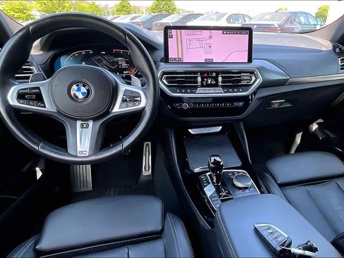 Certified 2024 BMW X4 xDrive30i w/ Premium Package image 15