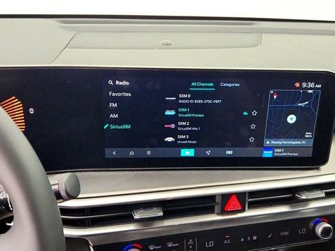 Used 2024 Kia Sorento S w/ Panoramic Sunroof Package FWD image 17