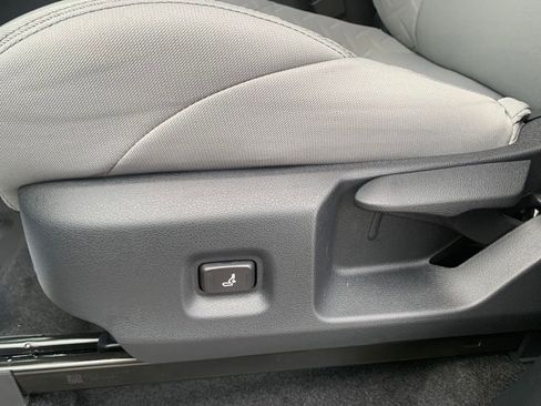 New 2025 Toyota Tacoma SR5 image 14