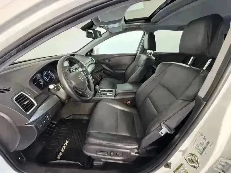 Used 2017 Acura RDX w/ Technology Package AWD/4WD image 18