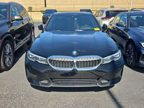 Used 2020 BMW 330i Sedan w/ Premium Package RWD image 3