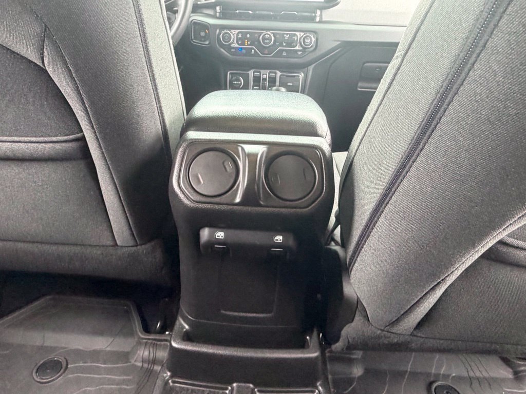 Used 2024 Jeep Wrangler Unlimited AWD/4WD image 40