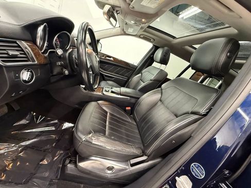 Used 2013 Mercedes-Benz GL 450 4MATIC image 17