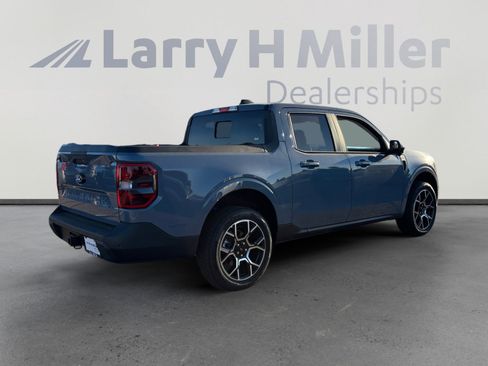 New 2025 Ford Maverick Lariat w/ 4K Tow Package image 4