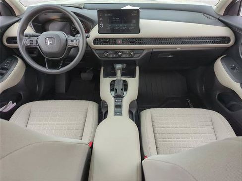 Certified 2026 Honda HR-V LX image 16
