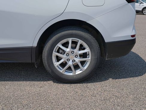 Used 2024 Chevrolet Equinox LT AWD/4WD image 13