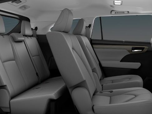 New 2026 Toyota Highlander Limited image 7
