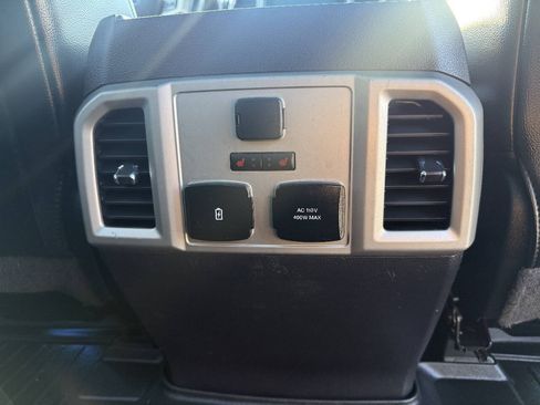 Used 2017 Ford F150 Lariat w/ Equipment Group 502A Luxury AWD/4WD image 22