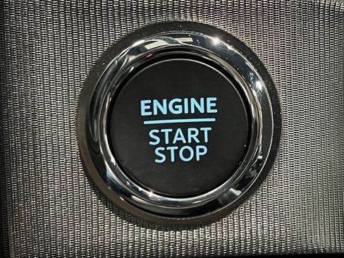 Used 2024 Ford F350 Platinum image 33