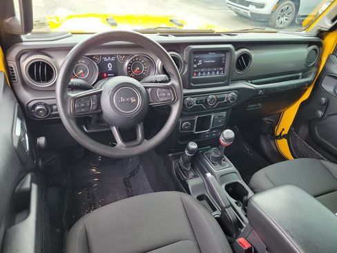 Used 2021 Jeep Wrangler Unlimited Sport AWD/4WD image 9