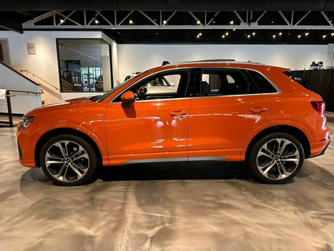 Used 2020 Audi Q3 2.0T Premium Plus w/ Premium Plus Package AWD/4WD image 2