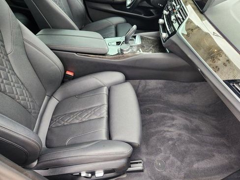 Used 2023 BMW 530i w/ Premium Package RWD image 13