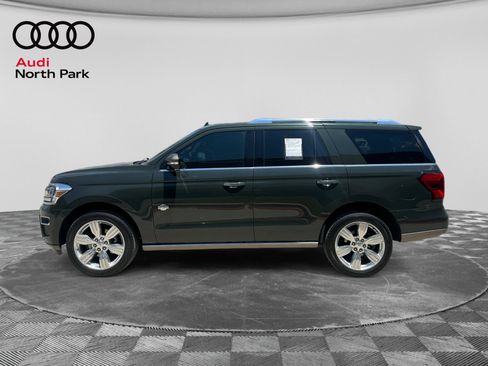 Used 2023 Ford Expedition King Ranch RWD image 2