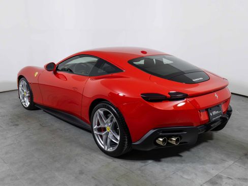 Certified 2023 Ferrari Roma image 7