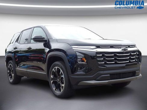 New 2026 Chevrolet Equinox LT w/ Safety and Technology Package AWD/4WD image 1