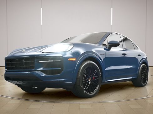 Certified 2025 Porsche Cayenne S AWD/4WD image 30