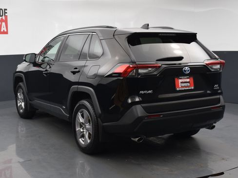 Used 2023 Toyota RAV4 XLE w/ XLE Grade Weather Package AWD/4WD image 3