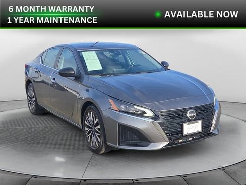 Used 2024 Nissan Altima 2.5 SV image 7
