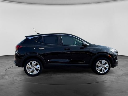 Used 2025 Buick Encore GX Preferred AWD/4WD image 11