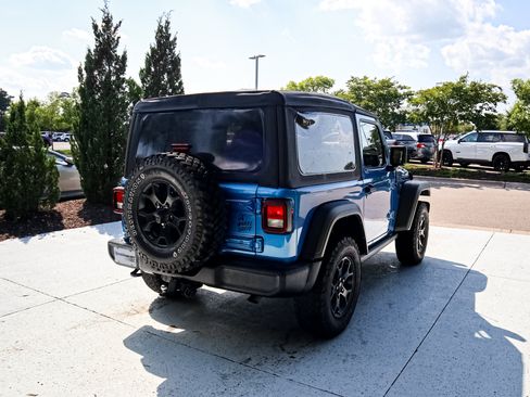 Used 2021 Jeep Wrangler Sport AWD/4WD image 11