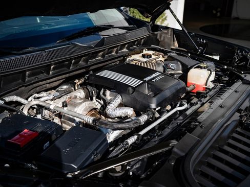 Used 2020 Chevrolet Silverado 1500 LTZ w/ LTZ Premium Package image 39