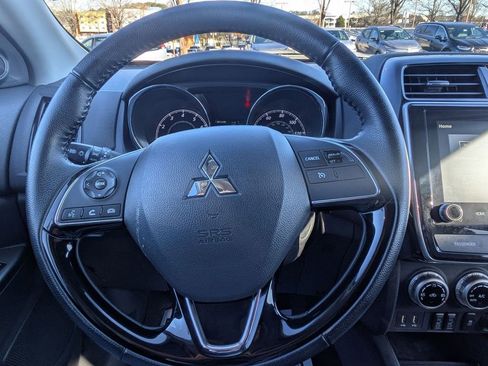 Used 2025 Mitsubishi Outlander Sport ES image 16