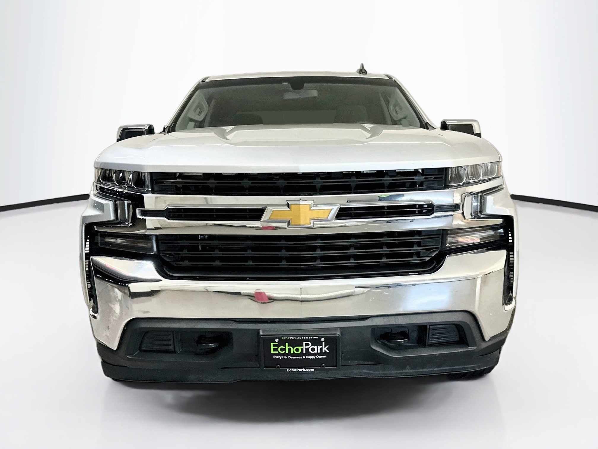 Used 2020 Chevrolet Silverado 1500 LT AWD/4WD image 2