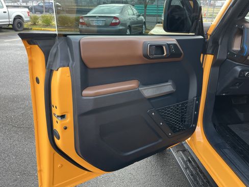 Used 2022 Ford Bronco Outer Banks image 16