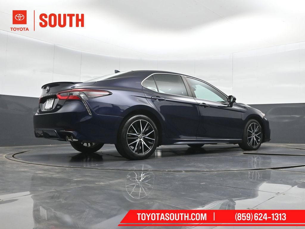 Used 2021 Toyota Camry SE FWD image 35
