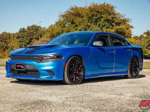 Used 2015 Dodge Charger SRT Hellcat image 7