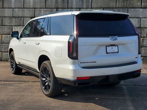 Certified 2024 Cadillac Escalade Sport w/ LPO, ONYX Package AWD/4WD image 3