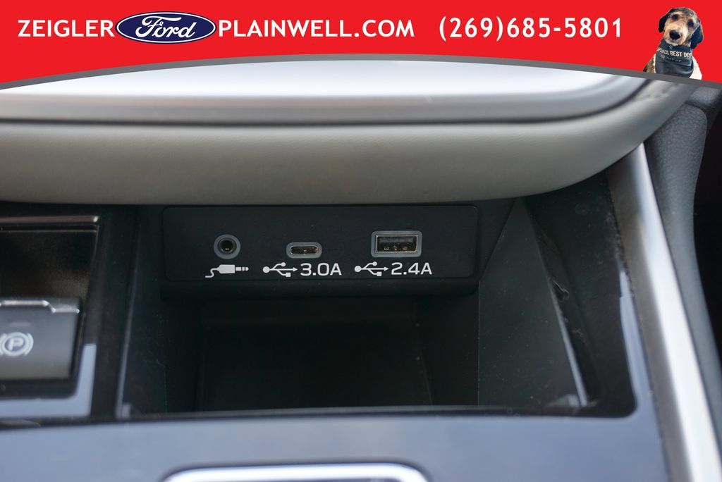 Used 2023 Subaru Outback Premium AWD/4WD image 21